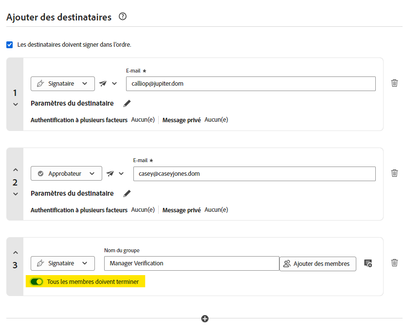 La section « Ajouter des destinataires » de la demande de signatures met en surbrillance un destinataire de groupe avec le bouton « Tous les membres doivent terminer » mis en surbrillance.